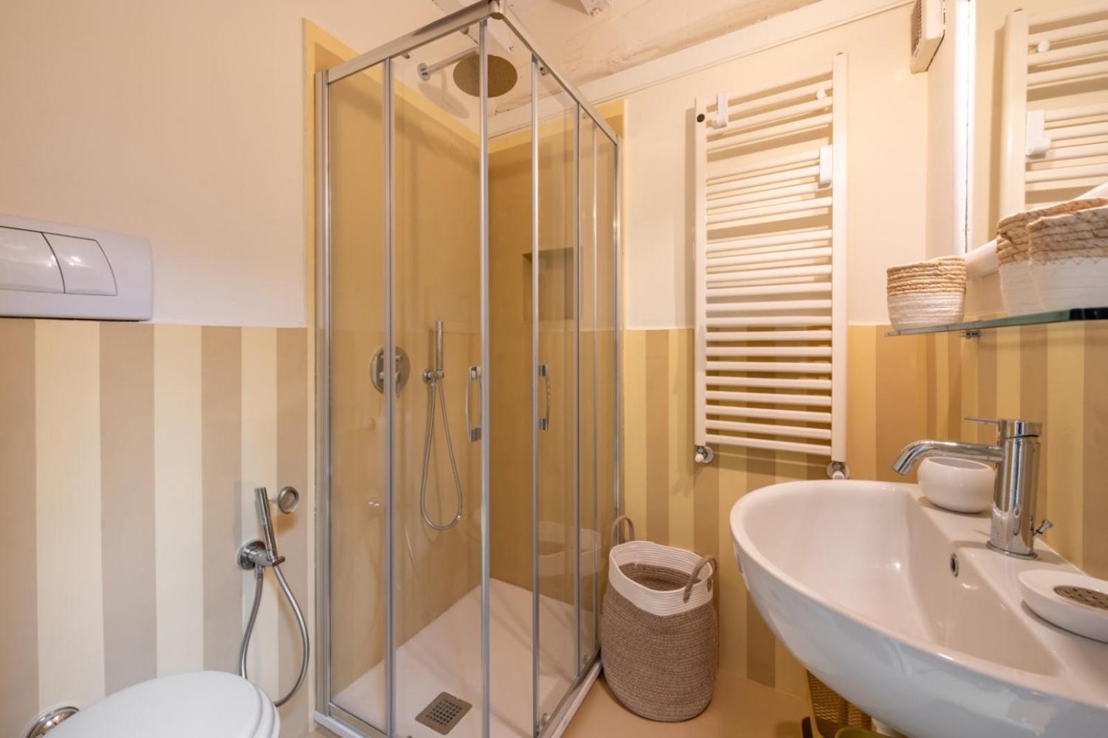 Navigli Authentic Charm In A Historic * Mailand